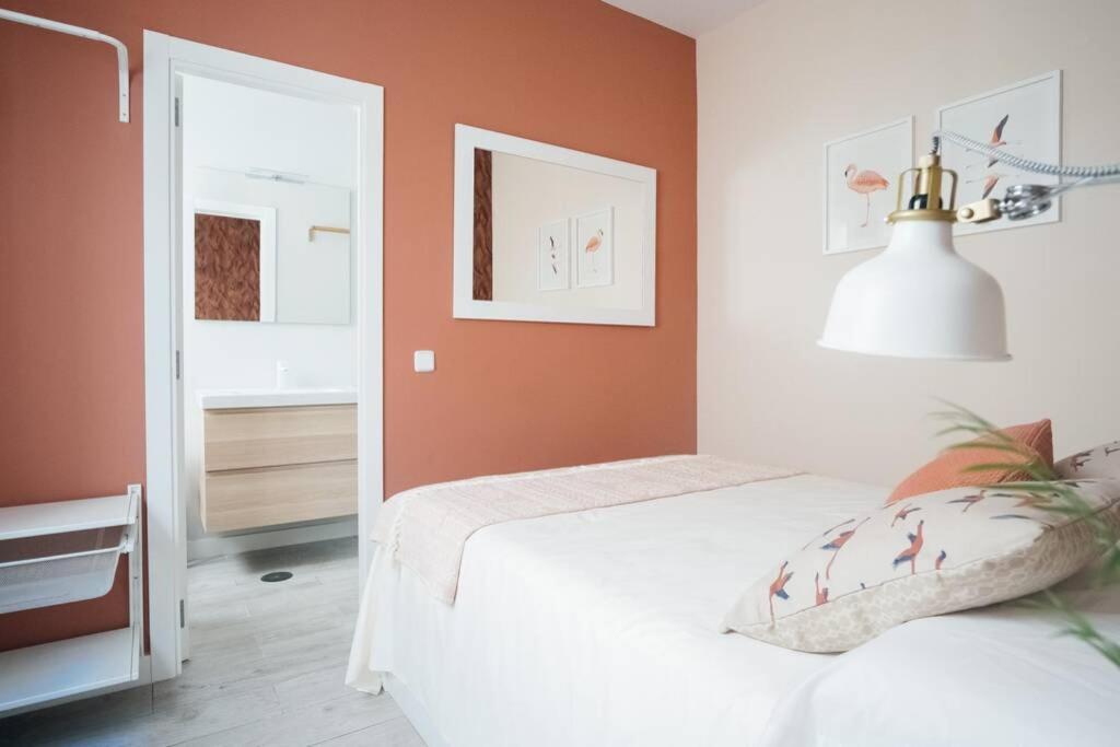 Homeabout Calle Toledo Apartment I Madrid Bagian luar foto